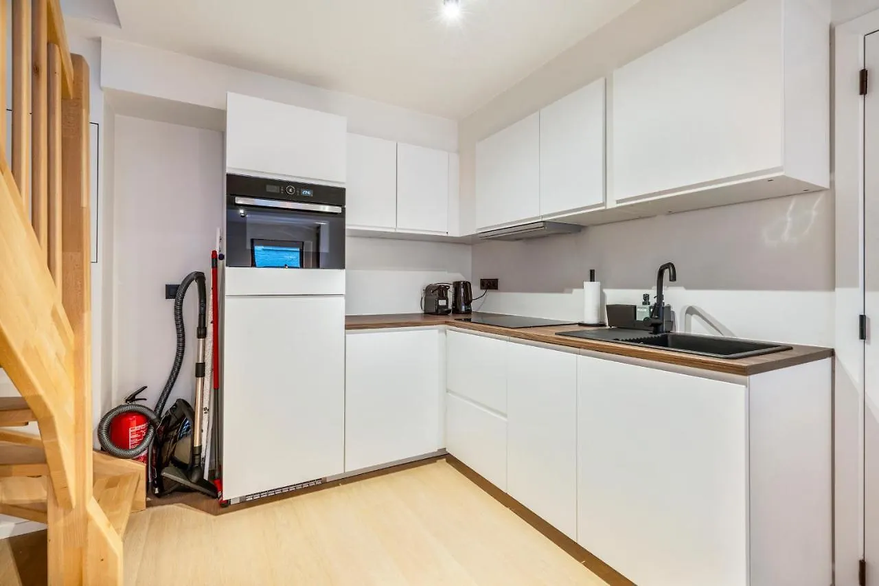 公寓 Mooie Vernieuwde Duplex In Hartje Gent , Patershol